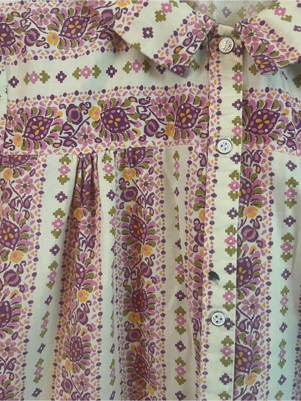 1960s Vintage Sears Cream House Dress with Lavender and Olive Floral Accents - Picture 6 of 10